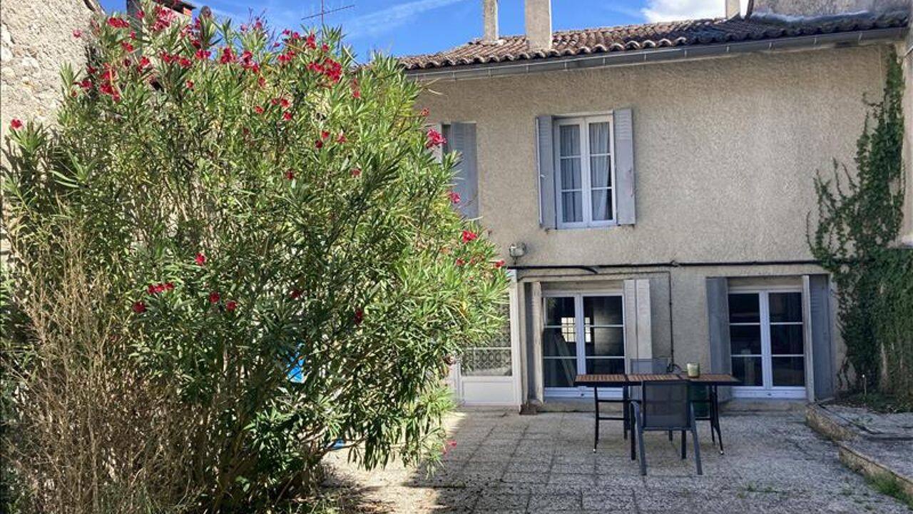 maison 7 pièces 165 m2 à vendre à Chalais (16210)