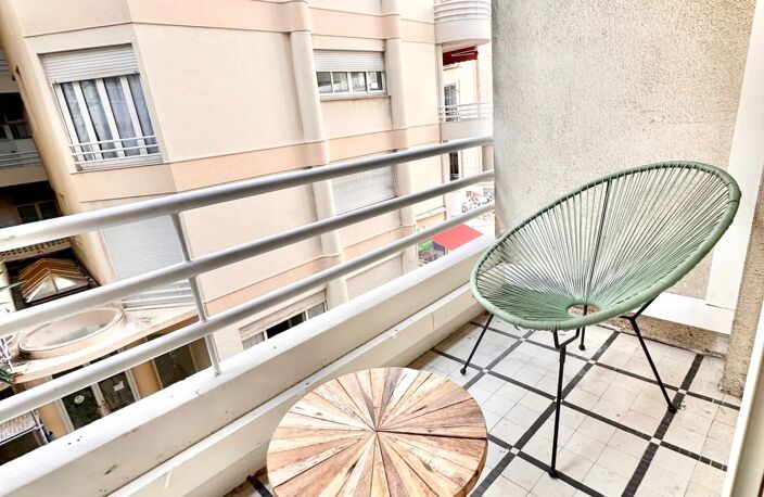 Nice Promenade/ carré d'or vente 2 pièces balcon — photo 2