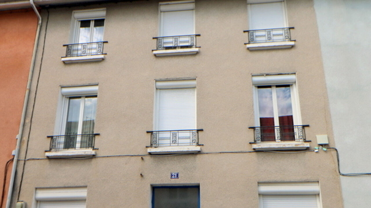 maison 8 pièces 157 m2 à vendre à Chazelles-sur-Lyon (42140)