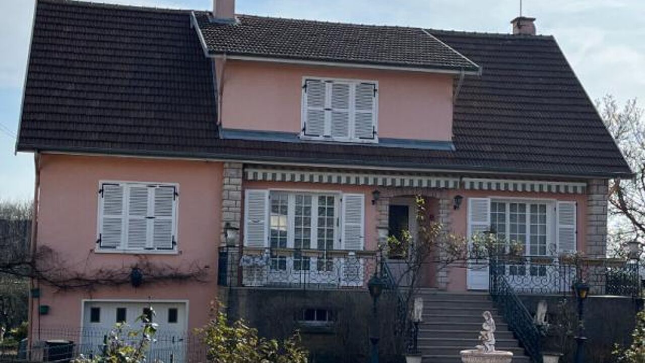 maison 8 pièces 205 m2 à vendre à Saint-Rémy (71100)