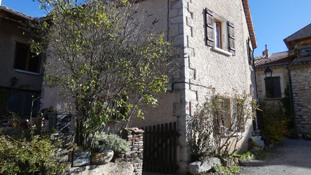 maison 5 pièces 128 m2 à vendre à Saint-Pierre-d'Argençon (05140)