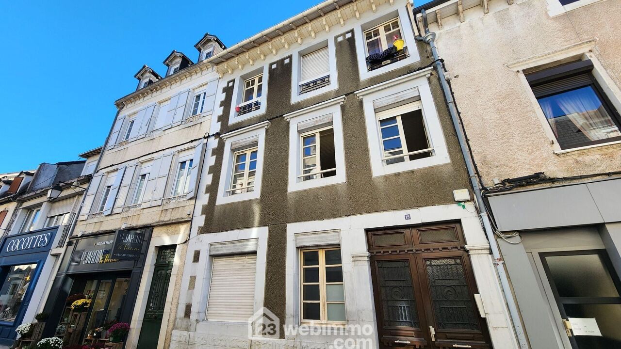 immeuble  pièces 289 m2 à vendre à Nay (64800)