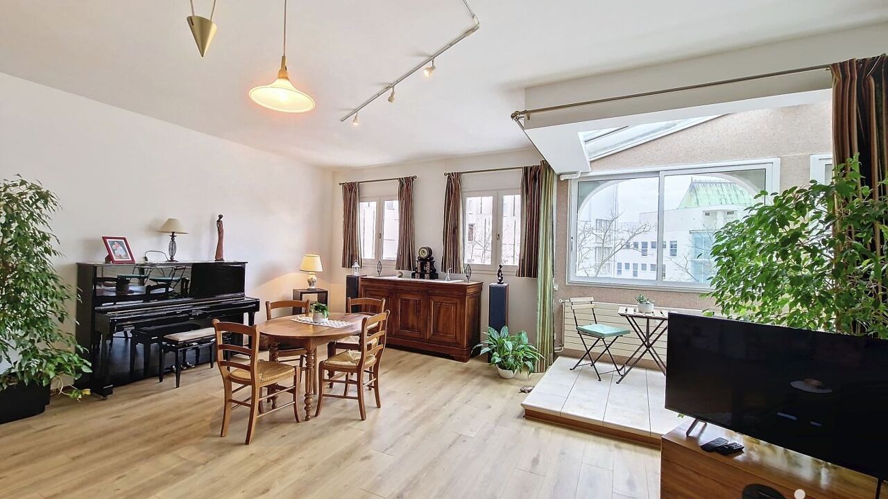 appartement 5 pièces 124 m2 à vendre à Saint-Denis (93200)