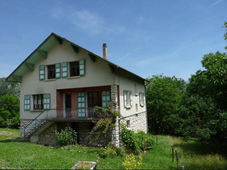 UNE GRANDE MAISON OU TROIS APPARTEMENTS et pleine vue sur la chartreuse — photo 1