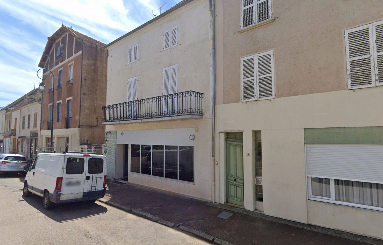 divers  pièces 70 m2 à louer à Saint-Christophe-en-Brionnais (71800)
