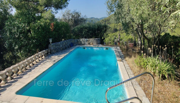 Villa / Maison 5 pièces  à vendre Draguignan 83300