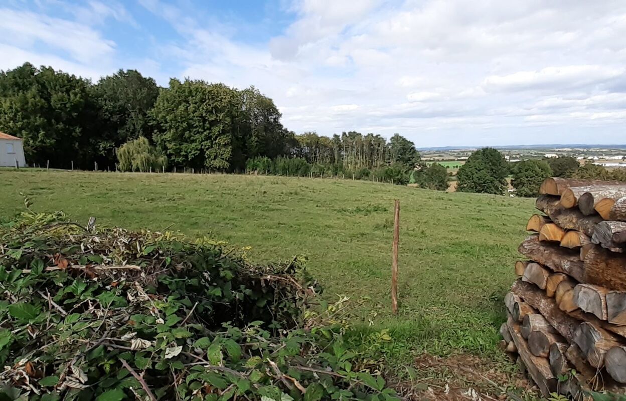 terrain  pièces 2435 m2 à vendre à Chantonnay (85110)