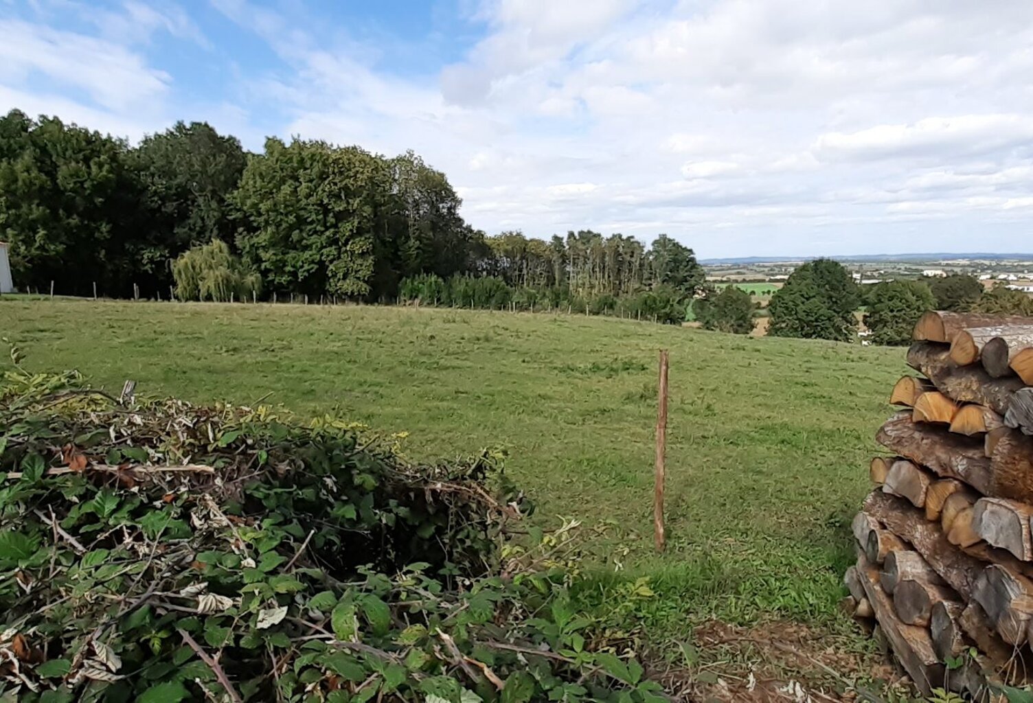 TERRAIN A BATIR en campagne — photo 1
