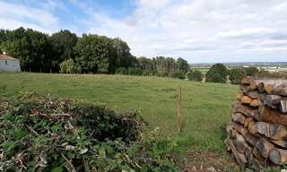 Terrain  2435 m² à vendre à Chantonnay (85110)