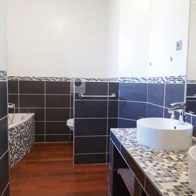 Maison 8 pièces 850000 €