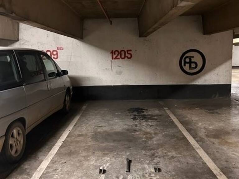 4 PARKINGS A VENDRE EN BLOC: — photo 1