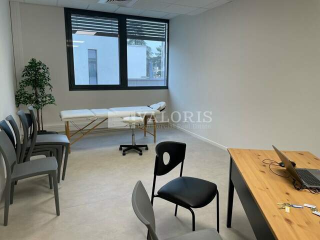 BUREAUX à LOUER — photo du bien