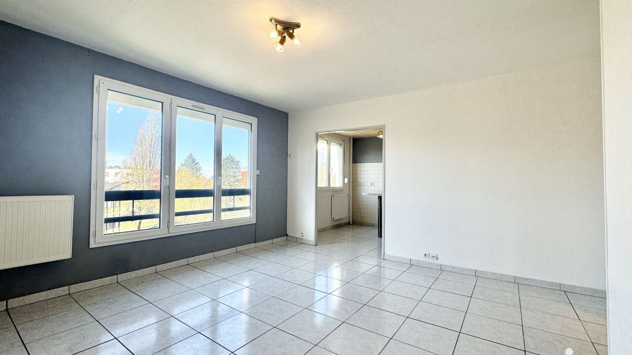 appartement 5 pièces 84 m2 à vendre à Charleville-Mézières (08000)