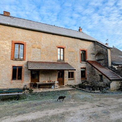 Maison 11 pièces 220000 €