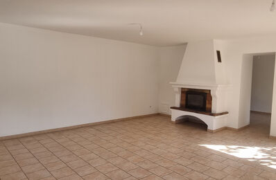 location appartement 950 € CC /mois à proximité de Le Puy-Sainte-Réparade (13610)