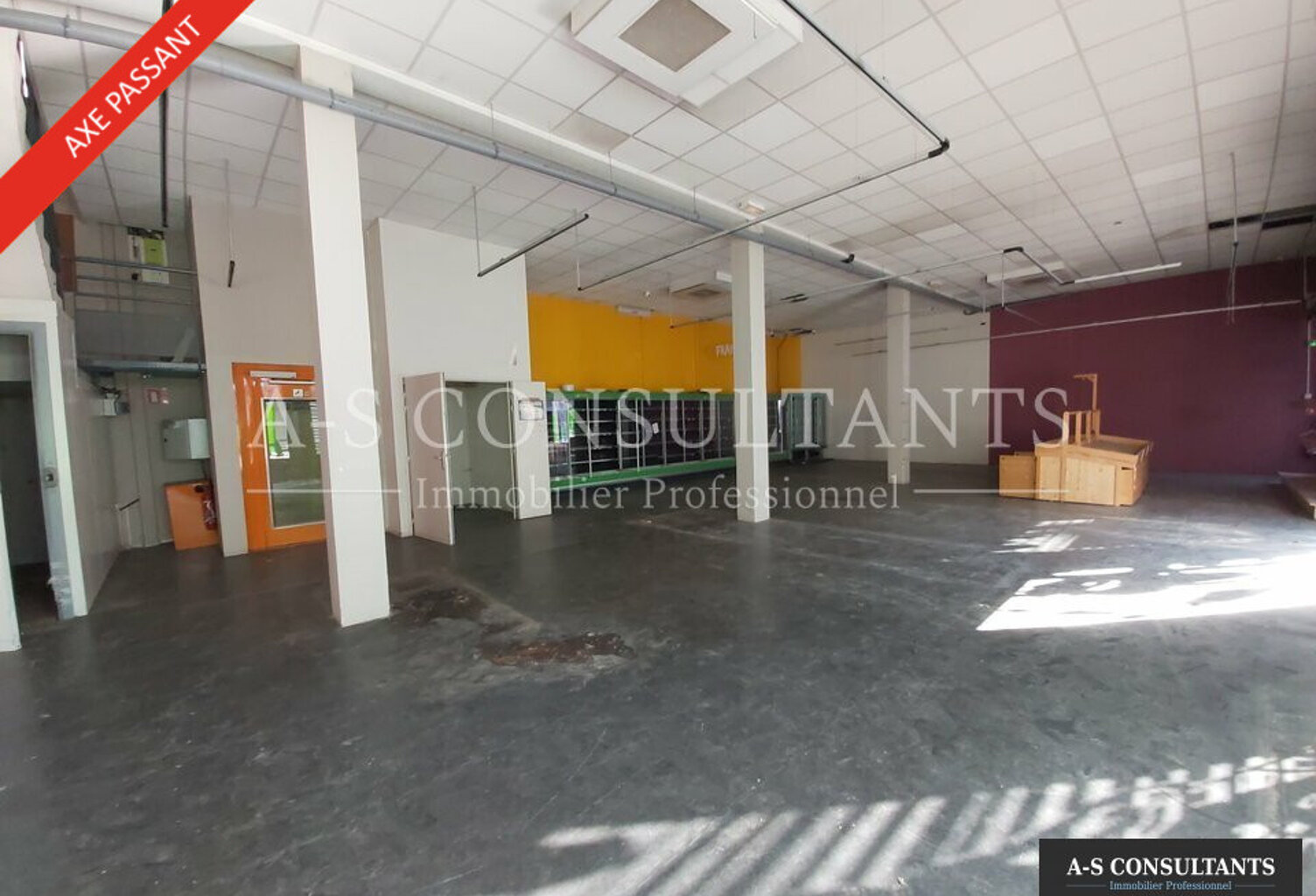 LOCAL COMMERCIAL à vendre — photo 1