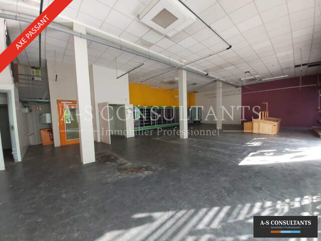 LOCAL COMMERCIAL A VENDRE — photo du bien