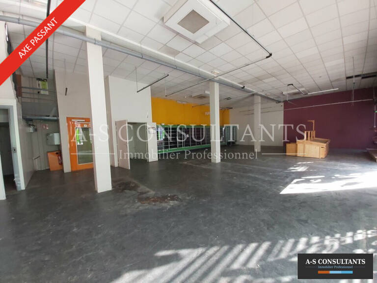 LOCAL COMMERCIAL A VENDRE — photo 1