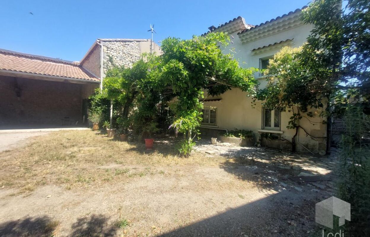 divers 10 pièces 400 m2 à vendre à Alès (30100)