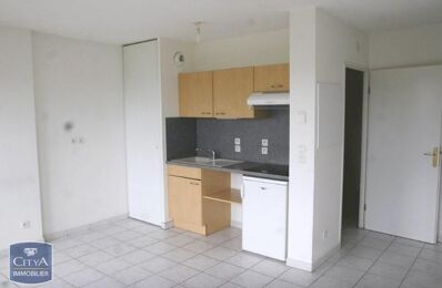 location appartement 450 € CC /mois à proximité de Féchain (59247)
