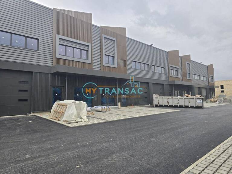 A vendre derniers lots neufs à usage d'activités et bureaux cellules disponibles à partir de 157 m² jusque 2.301 m² — photo 1