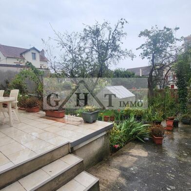 Commerce  500000 €