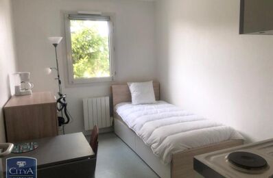 location appartement 351 € CC /mois à proximité de Saint-Cyr-sur-Loire (37540)