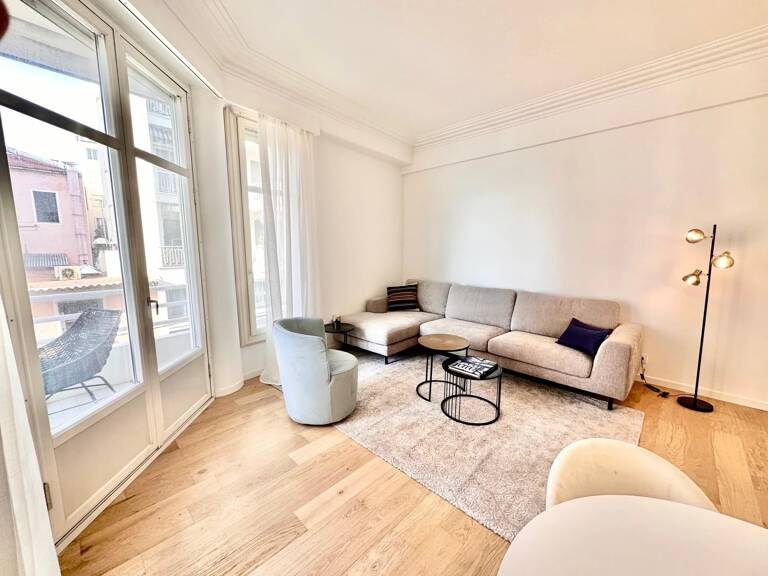 Nice Promenade/ carré d'or vente 3 pièces balcon — photo 1