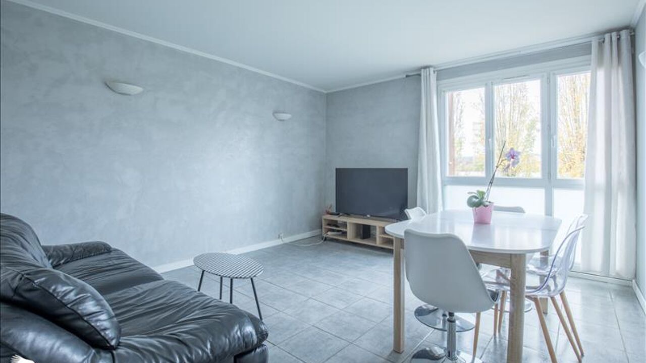 appartement 3 pièces 58 m2 à vendre à Mantes-la-Ville (78711)