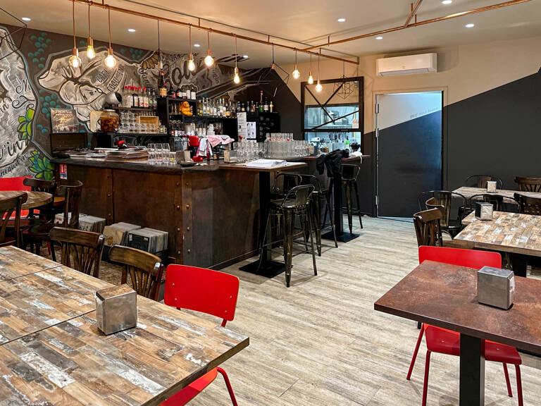 Fond de Commerce à Vendre: Restaurant de 110 m2 à Grézieu-la — photo 1