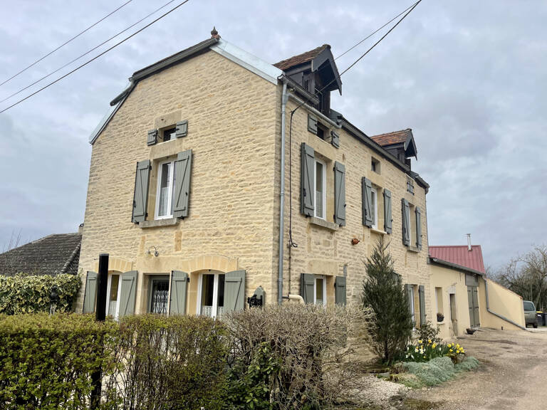 Maison 6 pièces 97 m² — photo 1