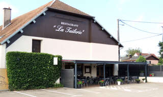 Commerce  292 m² à vendre à Autechaux (25110)