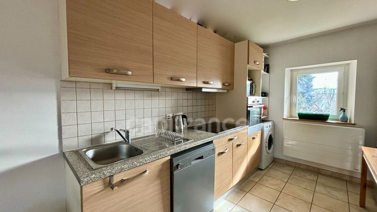 appartement 3 pièces 79 m2 à vendre à Saint-Genis-Pouilly (01630)