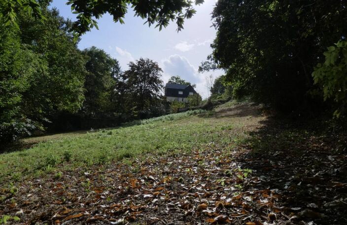 Terrain 1300 m2 sur les hauteurs de la Pigeonnie — photo 4