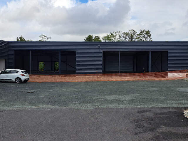 Local commercial — photo du bien