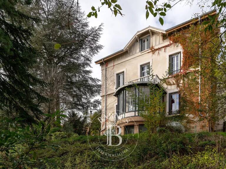 Sainte-Foy-Lès-Lyon - Propriété familiale de 1900 - Parc de 5563 m² clos - 4 chambres et studio indépendant — photo 1