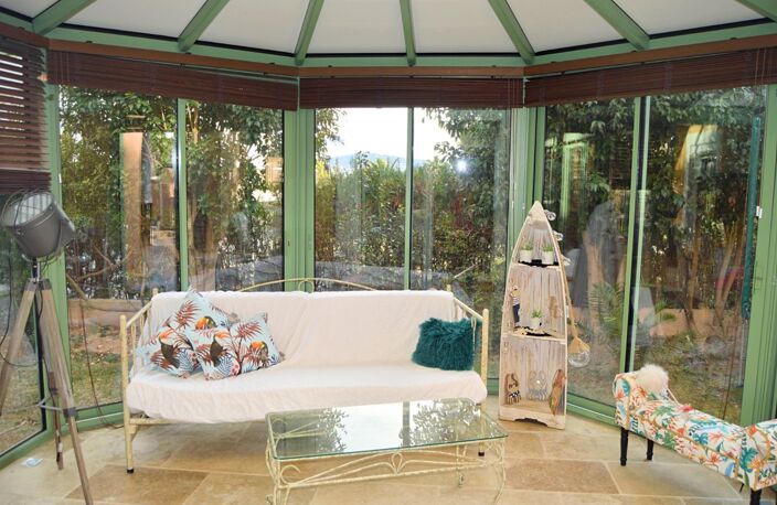 Villa — photo 3