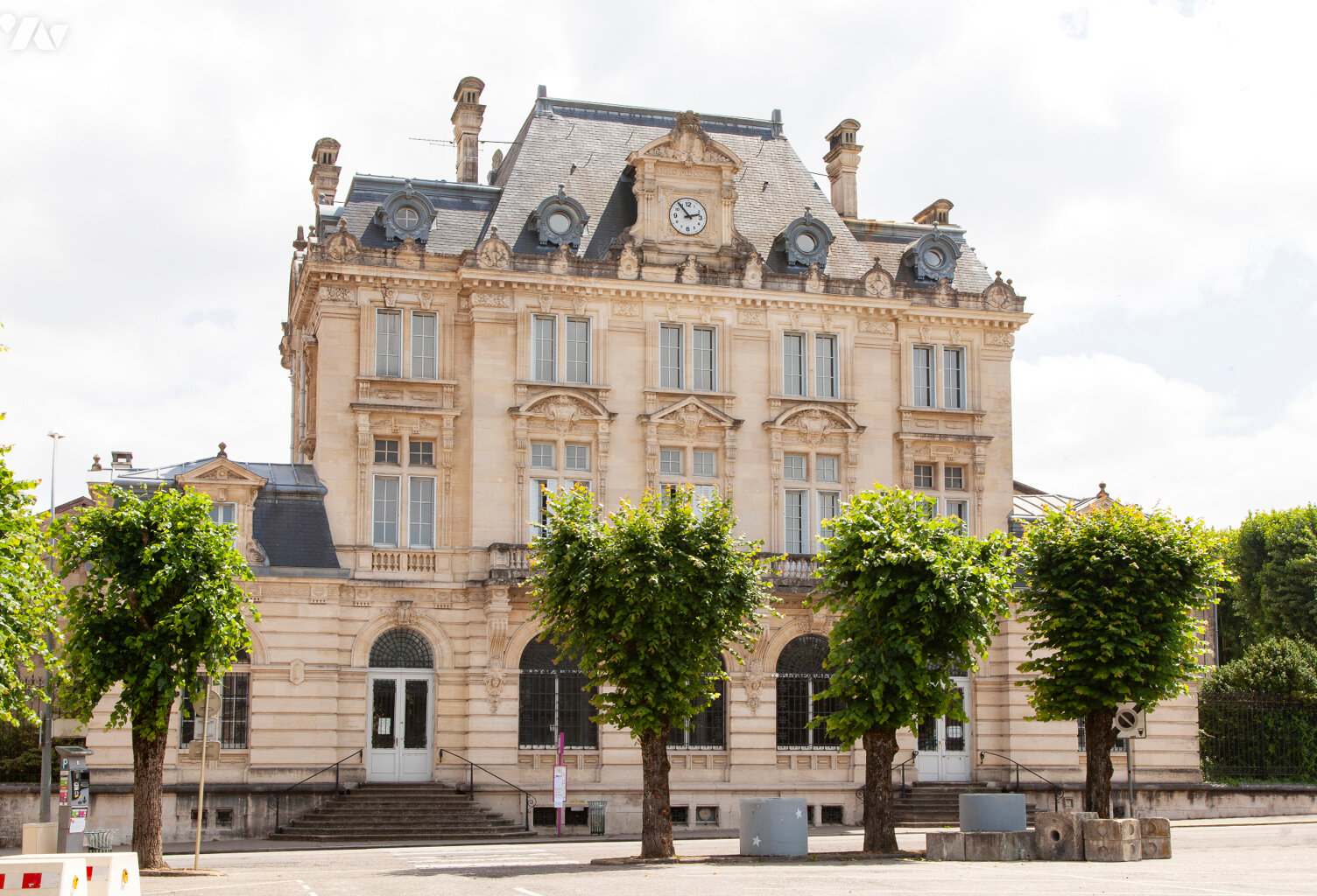 Vente immeuble   Bar-le-Duc (55000) — photo 1