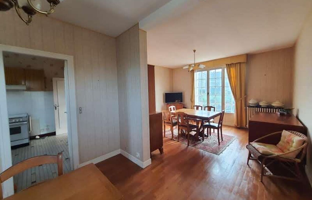 maison 4 pièces 73 m2 à vendre à Châteaumeillant (18370)