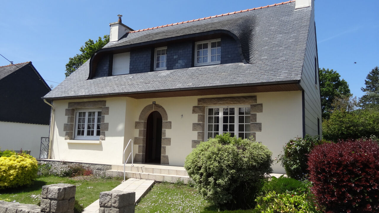 maison 5 pièces 112 m2 à vendre à Saint-Nicolas-du-Pélem (22480)