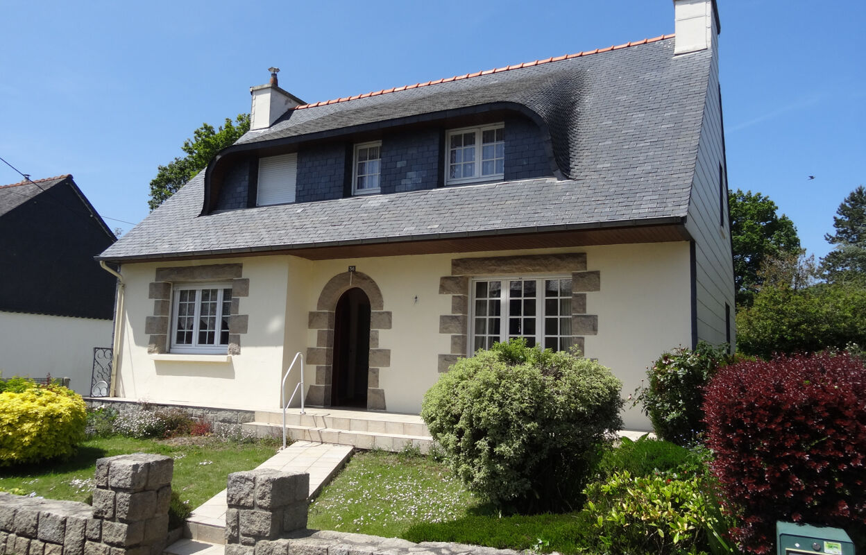 maison 5 pièces 112 m2 à vendre à Saint-Nicolas-du-Pélem (22480)