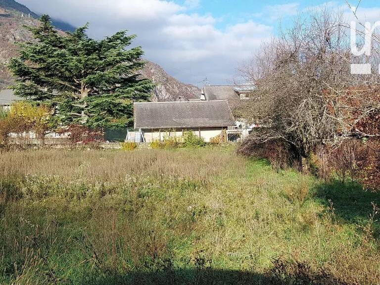 Terrain plat à bâtir 738 m² — photo 1