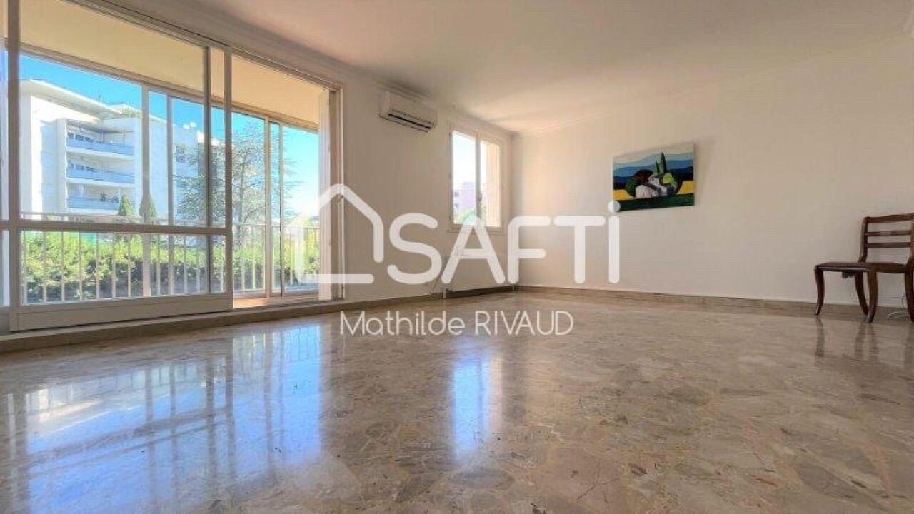 appartement 2 pièces 71 m2 à vendre à Saint-Raphaël (83530)