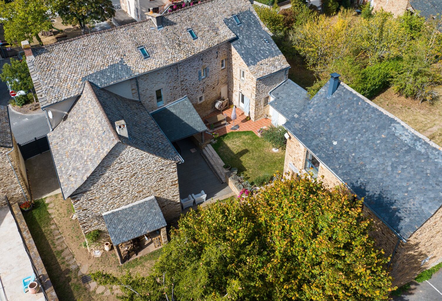 Demeure de ville et village — photo 1