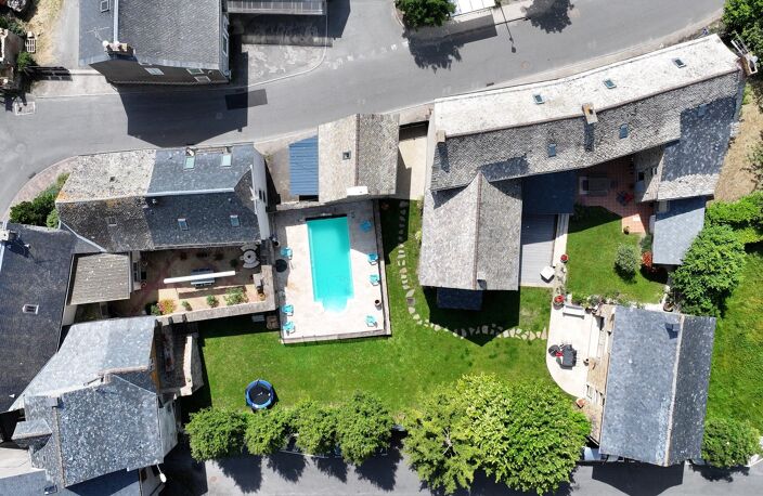 Demeure de ville et village — photo 2