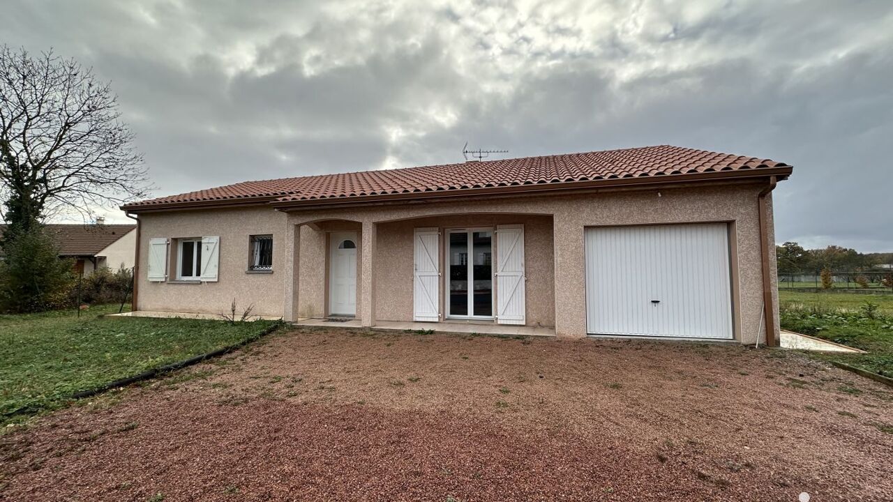 maison 4 pièces 107 m2 à vendre à Espinasse-Vozelle (03110)