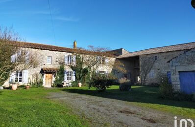 vente maison 299 500 € à proximité de Saint-Michel-le-Cloucq (85200)