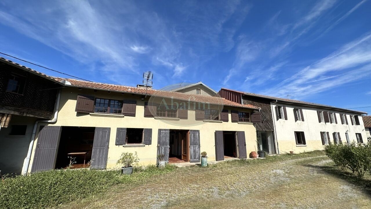 maison 10 pièces 280 m2 à vendre à Castelnau-Magnoac (65230)