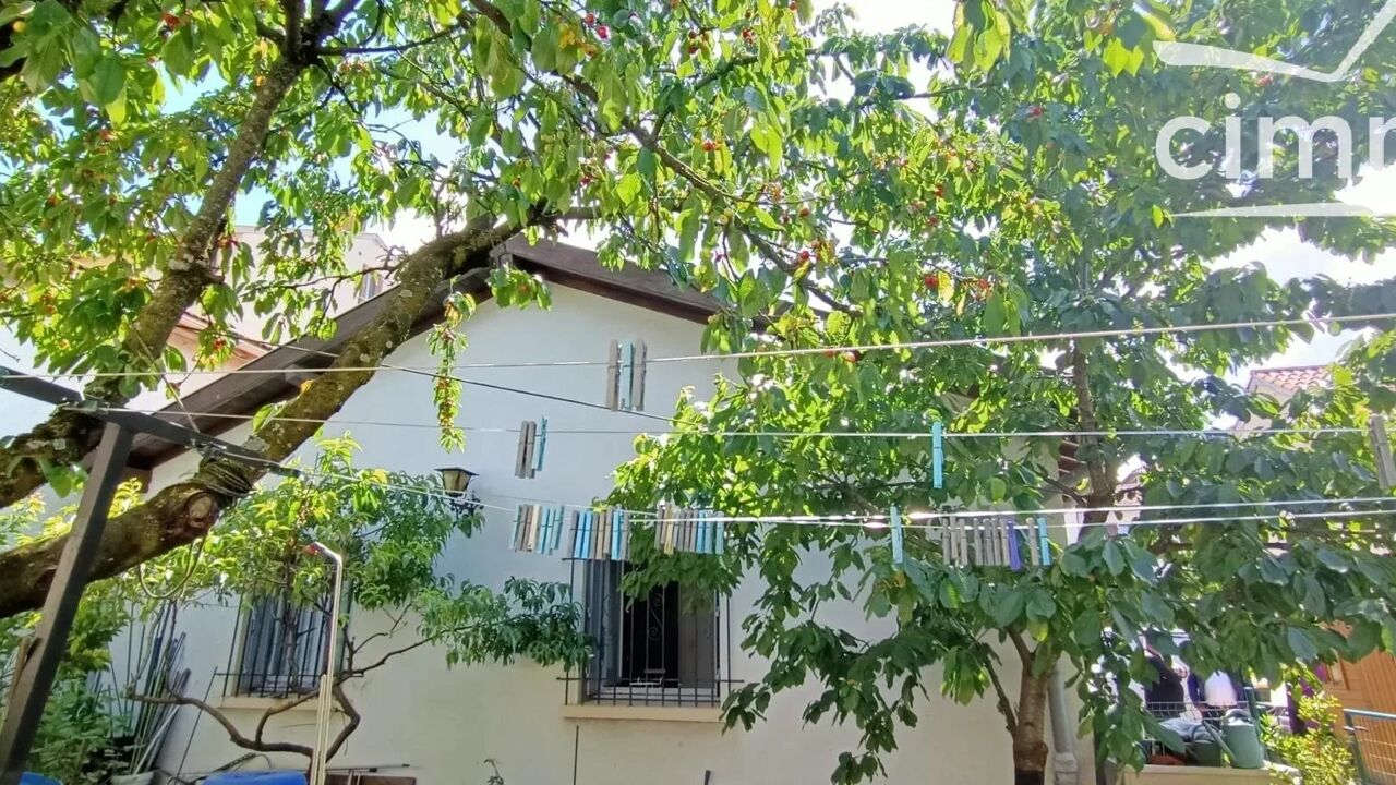 maison 5 pièces 114 m2 à vendre à Lyon 8 (69008)