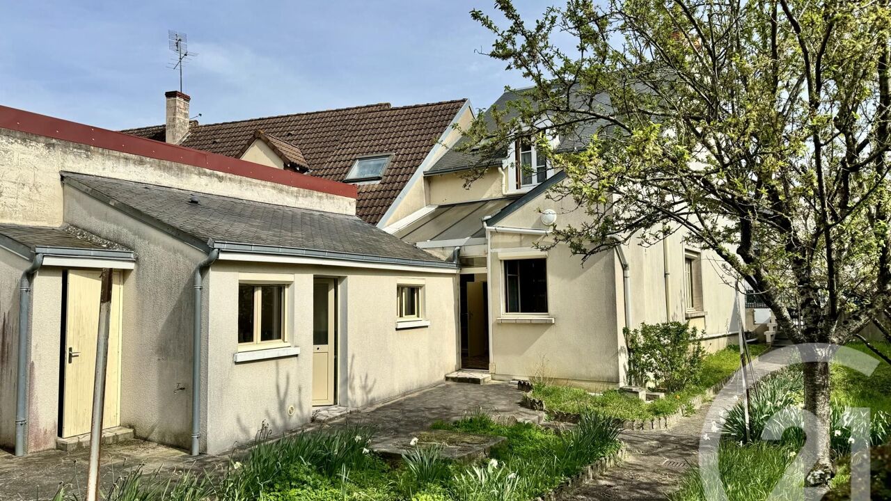 maison 4 pièces 104 m2 à vendre à Châteauroux (36000)